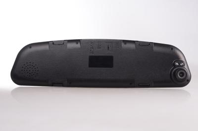 Rückspiegel des Tachographen X12, der Recorder-/Autospiegeltachograph HD Fahren fährt
